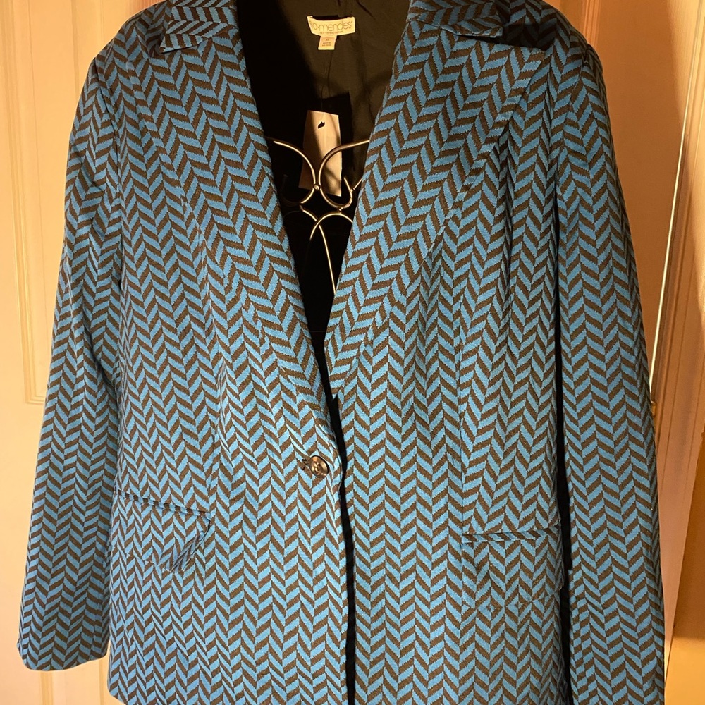 New Eva Mendes Pant Suit
